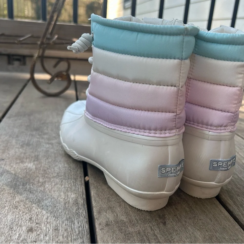 Sperry Topsider Saltwater Water Resistant Ankle Zip Up Boot Unicorn Pink size 6